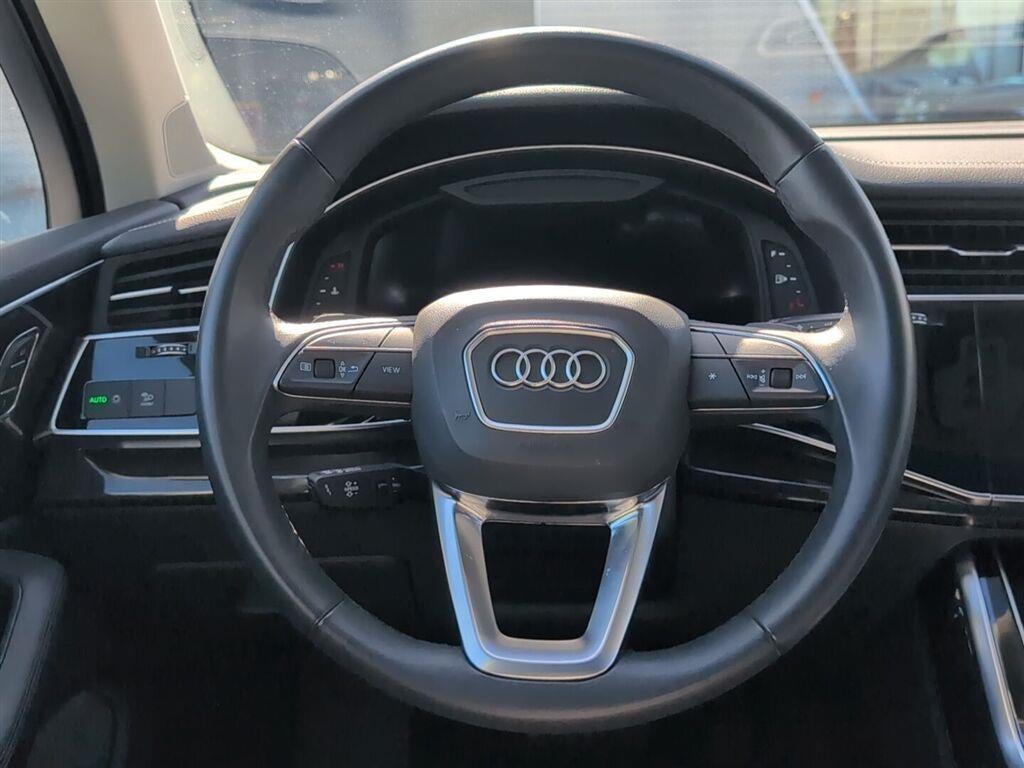 2023 Audi Q7 Premium Plus