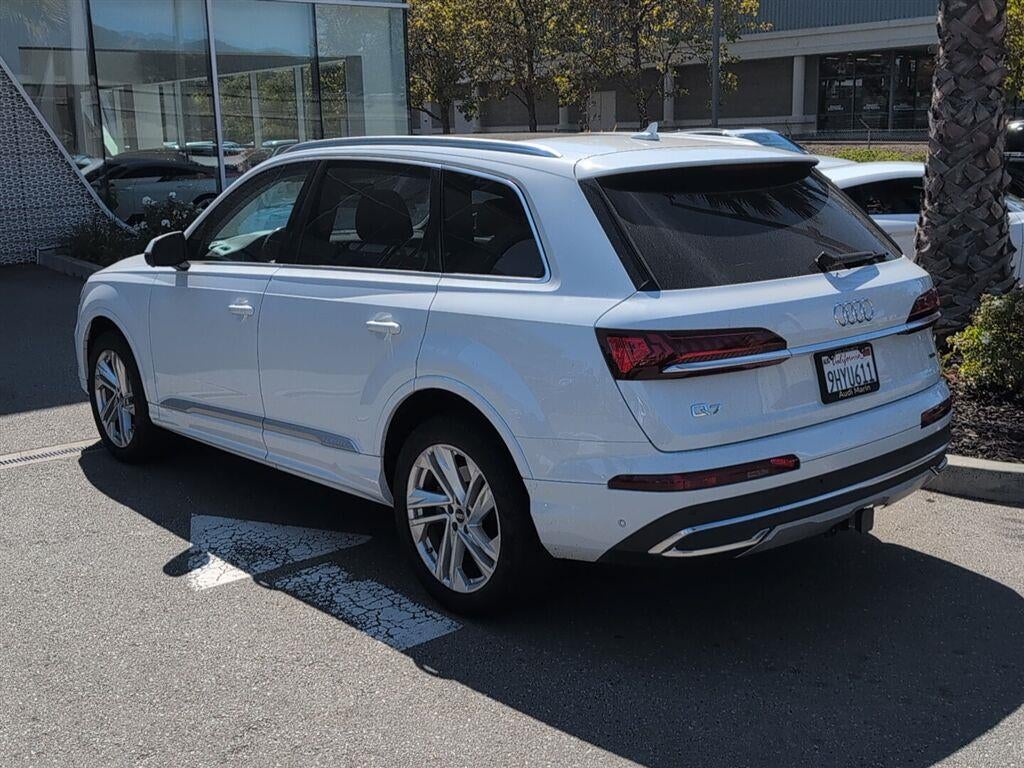 2023 Audi Q7 Premium Plus