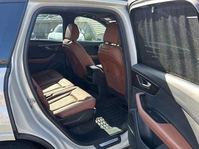 2023 Audi Q7 Premium Plus