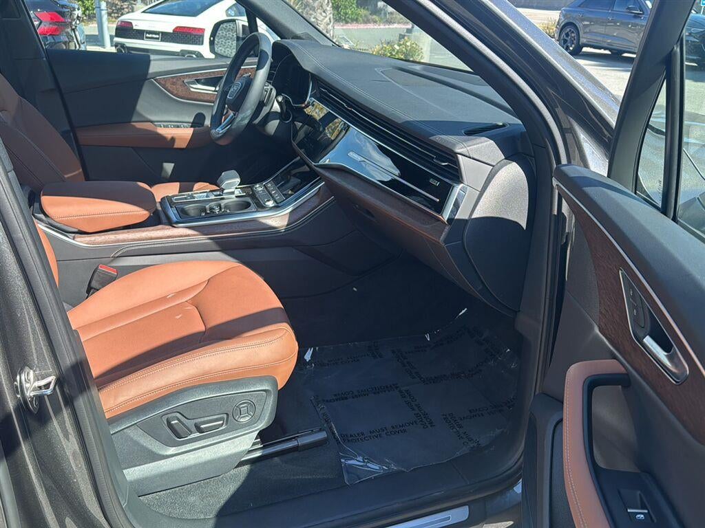 2026 Audi Q7 Premium Plus