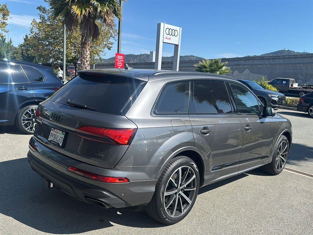 2026 Audi Q7 Premium Plus