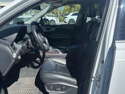 2019 Audi Q7 Premium Plus