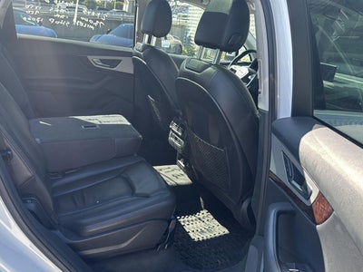 2019 Audi Q7 Premium Plus