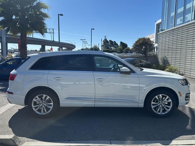 2019 Audi Q7 Premium Plus