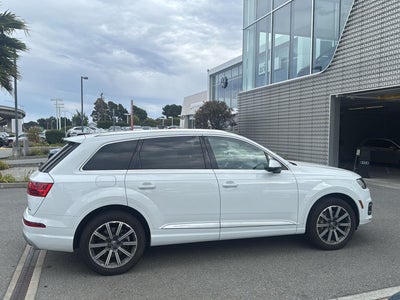 2019 Audi Q7 Premium Plus
