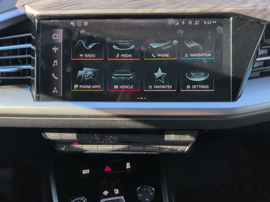 2024 Audi Q4 e-tron Premium Plus