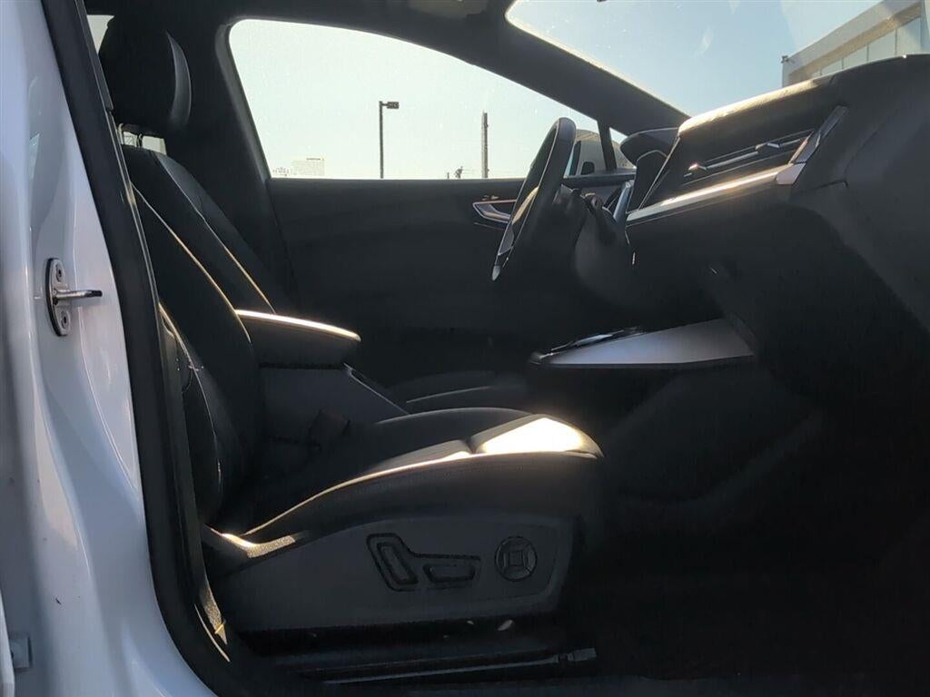 2024 Audi Q4 e-tron Premium Plus