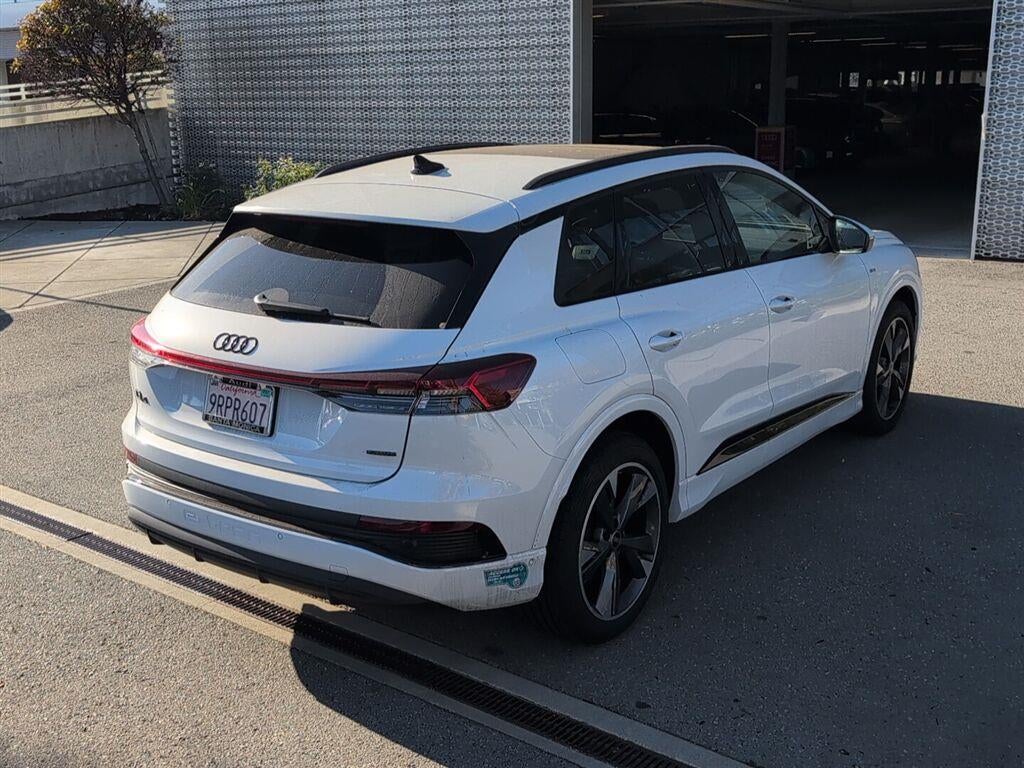 2024 Audi Q4 e-tron Premium Plus