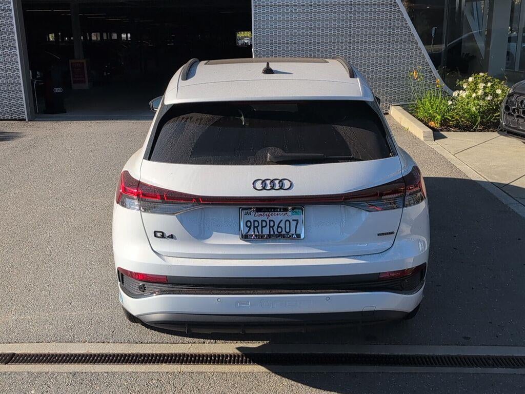 2024 Audi Q4 e-tron Premium Plus