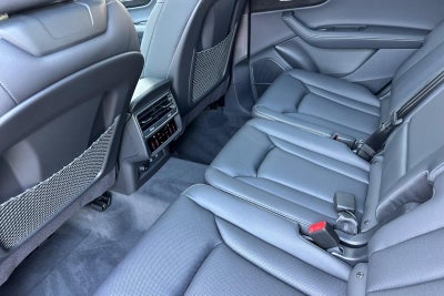 2026 Audi Q7 Premium Plus