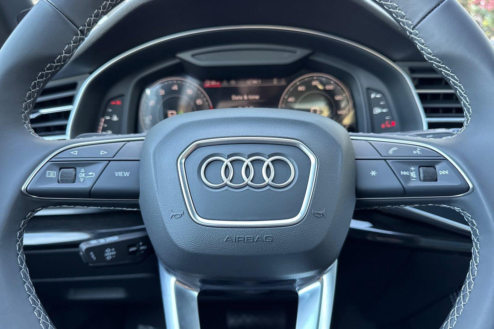 2026 Audi Q7 Premium Plus