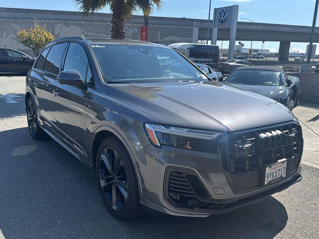 2026 Audi Q7 Premium Plus