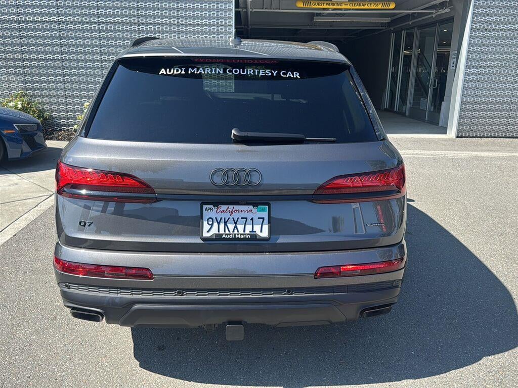 2026 Audi Q7 Premium Plus