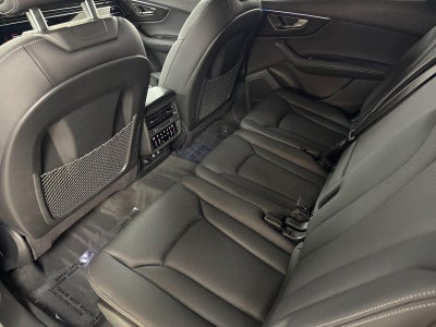 2026 Audi Q7 Premium Plus