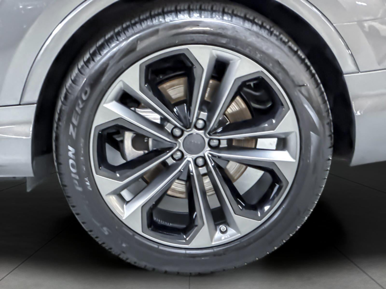 2026 Audi Q7 Premium Plus