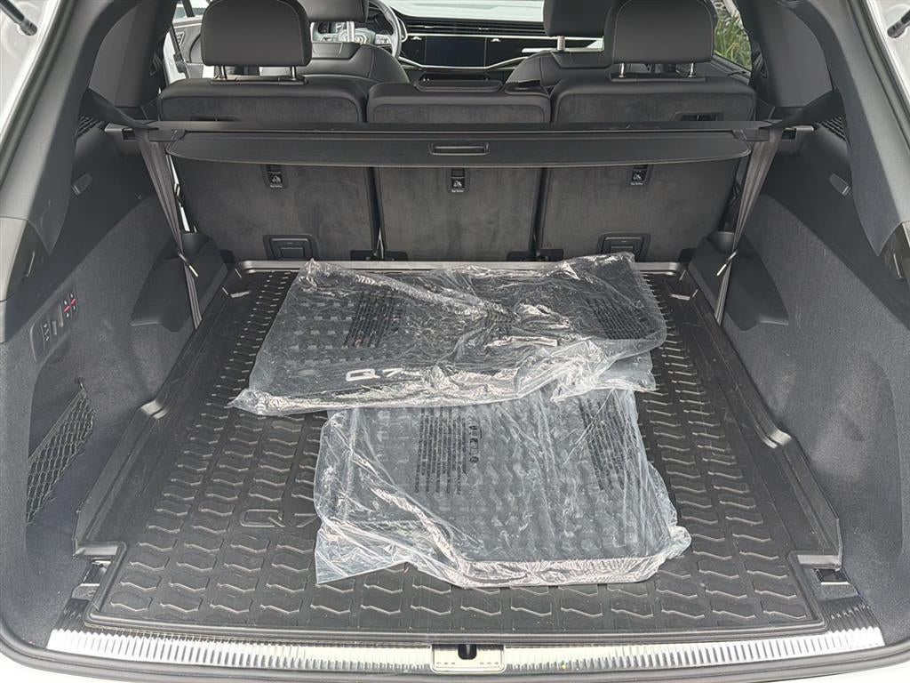 2026 Audi Q7 Premium Plus
