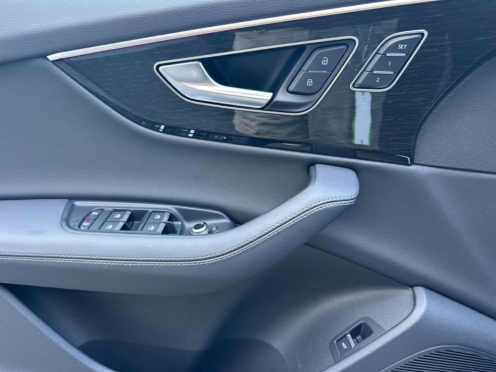2026 Audi Q7 Premium Plus