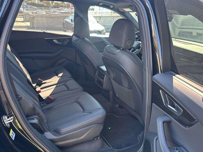 2026 Audi Q7 Premium Plus