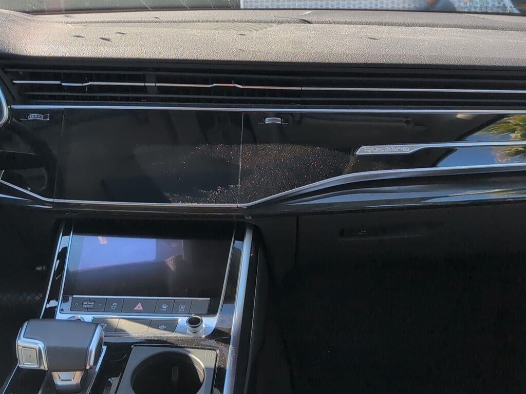 2021 Audi Q7 Premium Plus