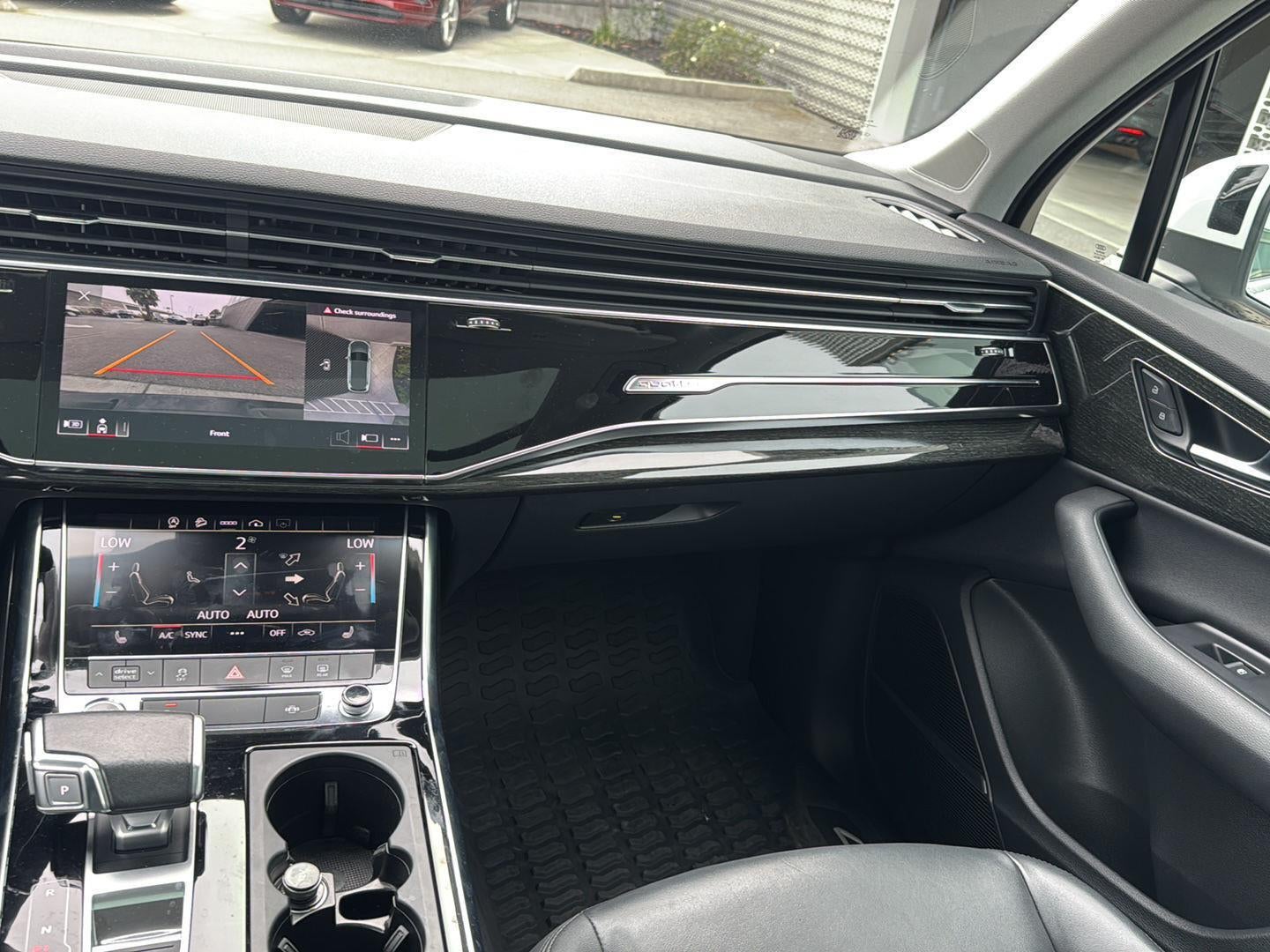 2022 Audi Q7 Premium Plus