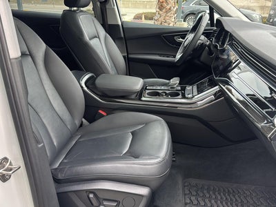 2022 Audi Q7 Premium Plus