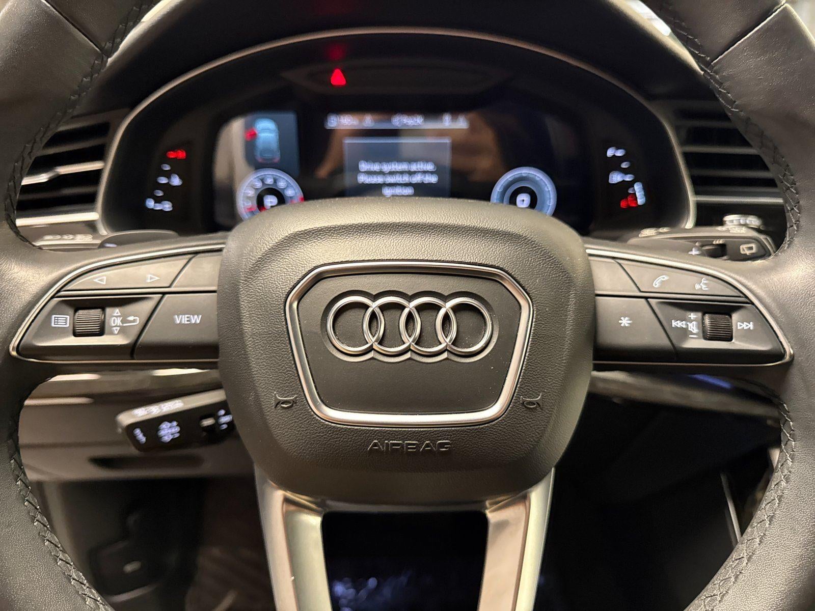 2022 Audi Q7 Premium Plus