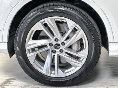 2022 Audi Q7 Premium Plus