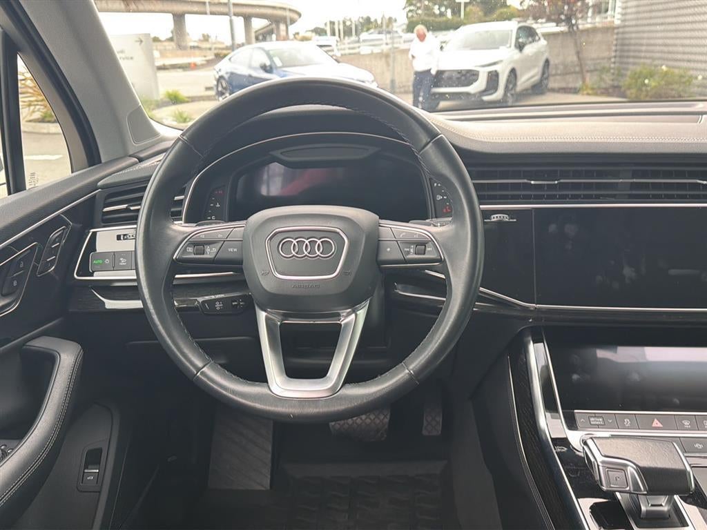 2023 Audi Q7 Premium Plus