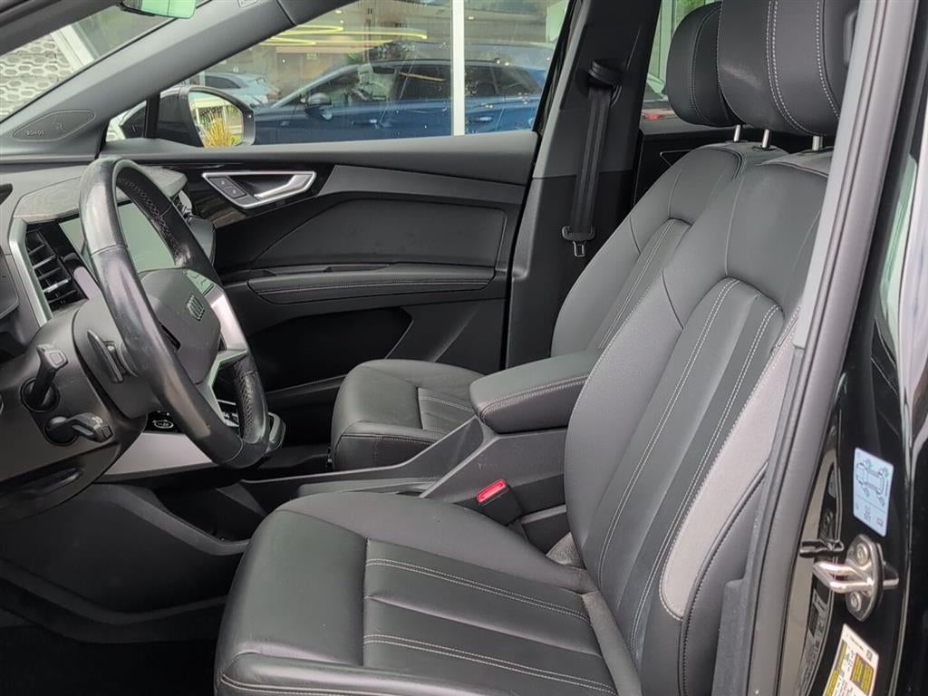 2024 Audi Q4 e-tron Prestige