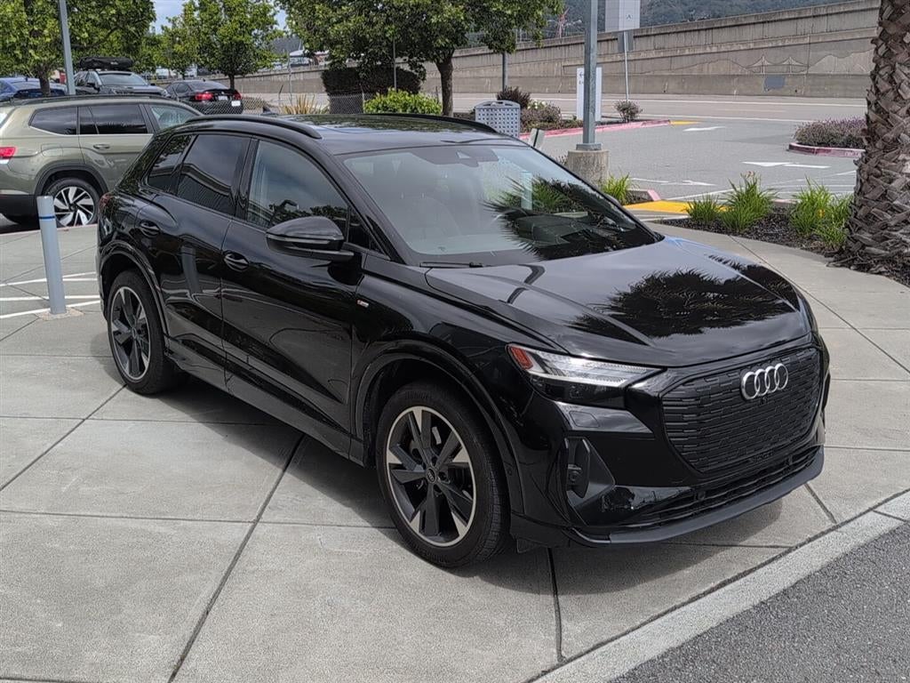 2024 Audi Q4 e-tron Prestige