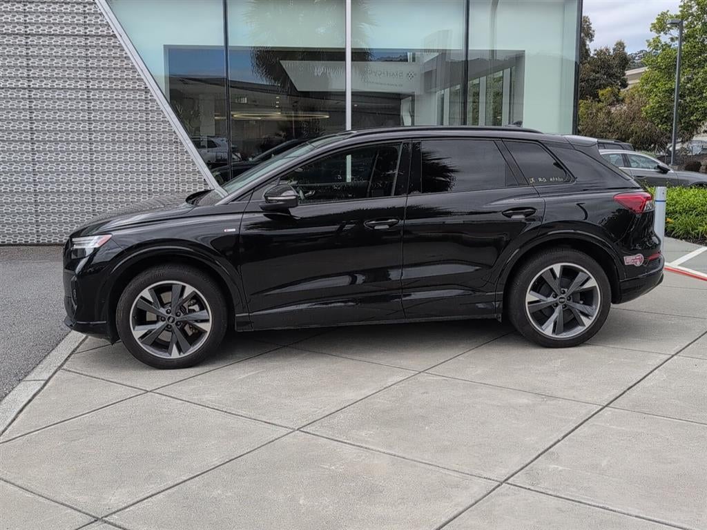 2024 Audi Q4 e-tron Prestige