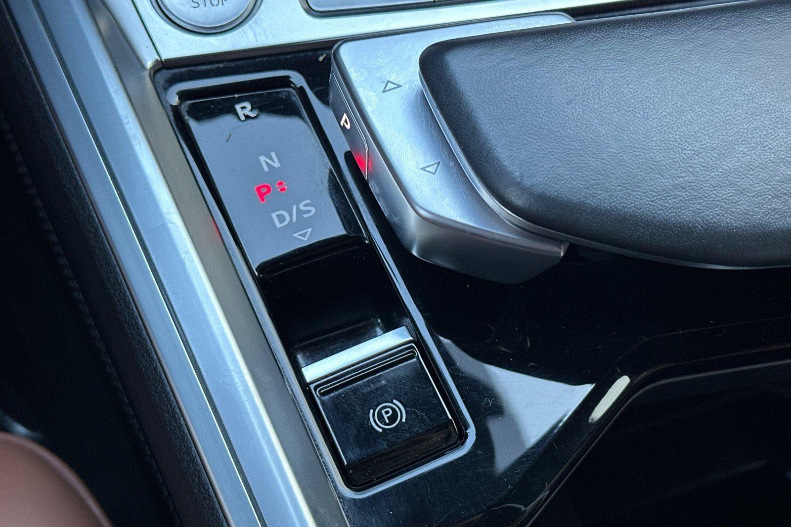 2019 Audi e-tron Prestige