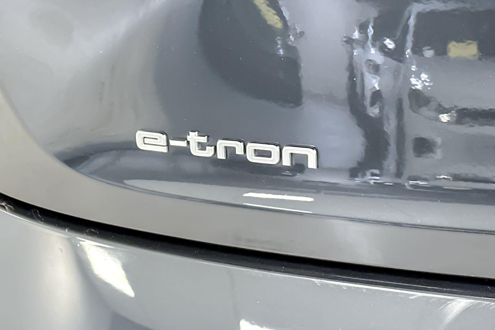 2019 Audi e-tron Prestige