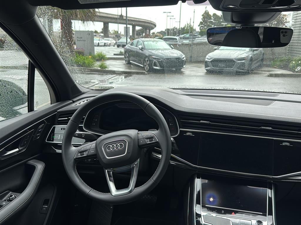 2025 Audi Q7 Prestige