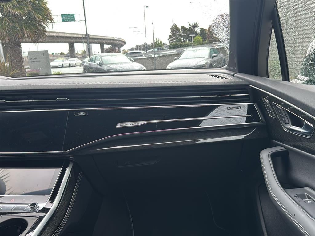 2025 Audi Q7 Prestige