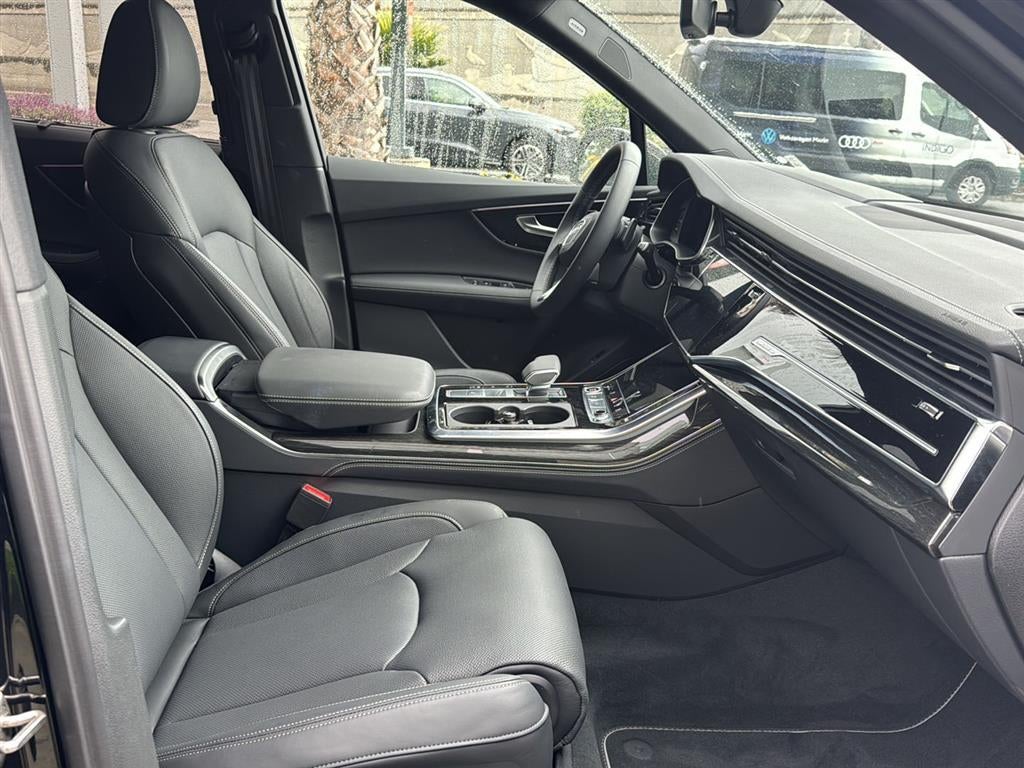 2025 Audi Q7 Prestige