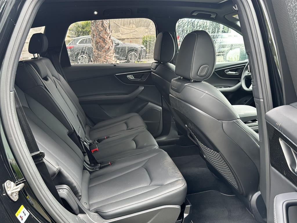 2025 Audi Q7 Prestige