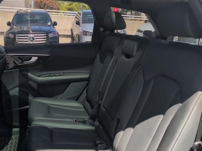 2025 Audi Q7 Prestige