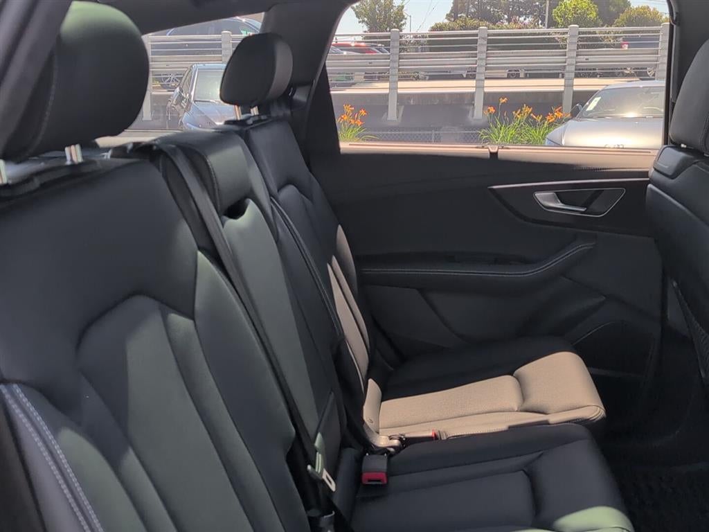 2025 Audi Q7 Prestige
