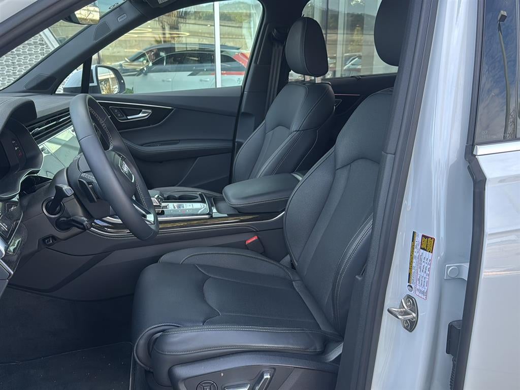 2025 Audi Q7 Prestige