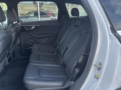 2025 Audi Q7 Prestige