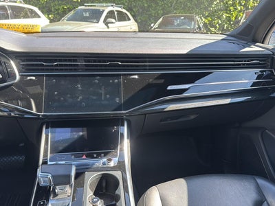 2021 Audi Q7 Prestige