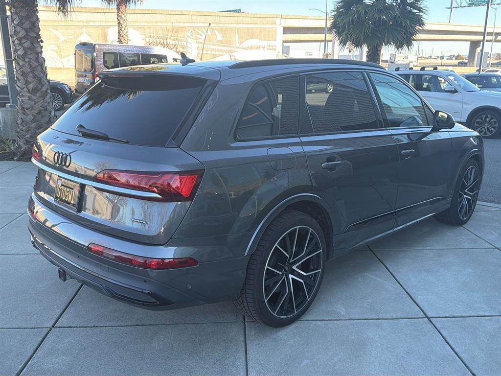 2021 Audi Q7 Prestige