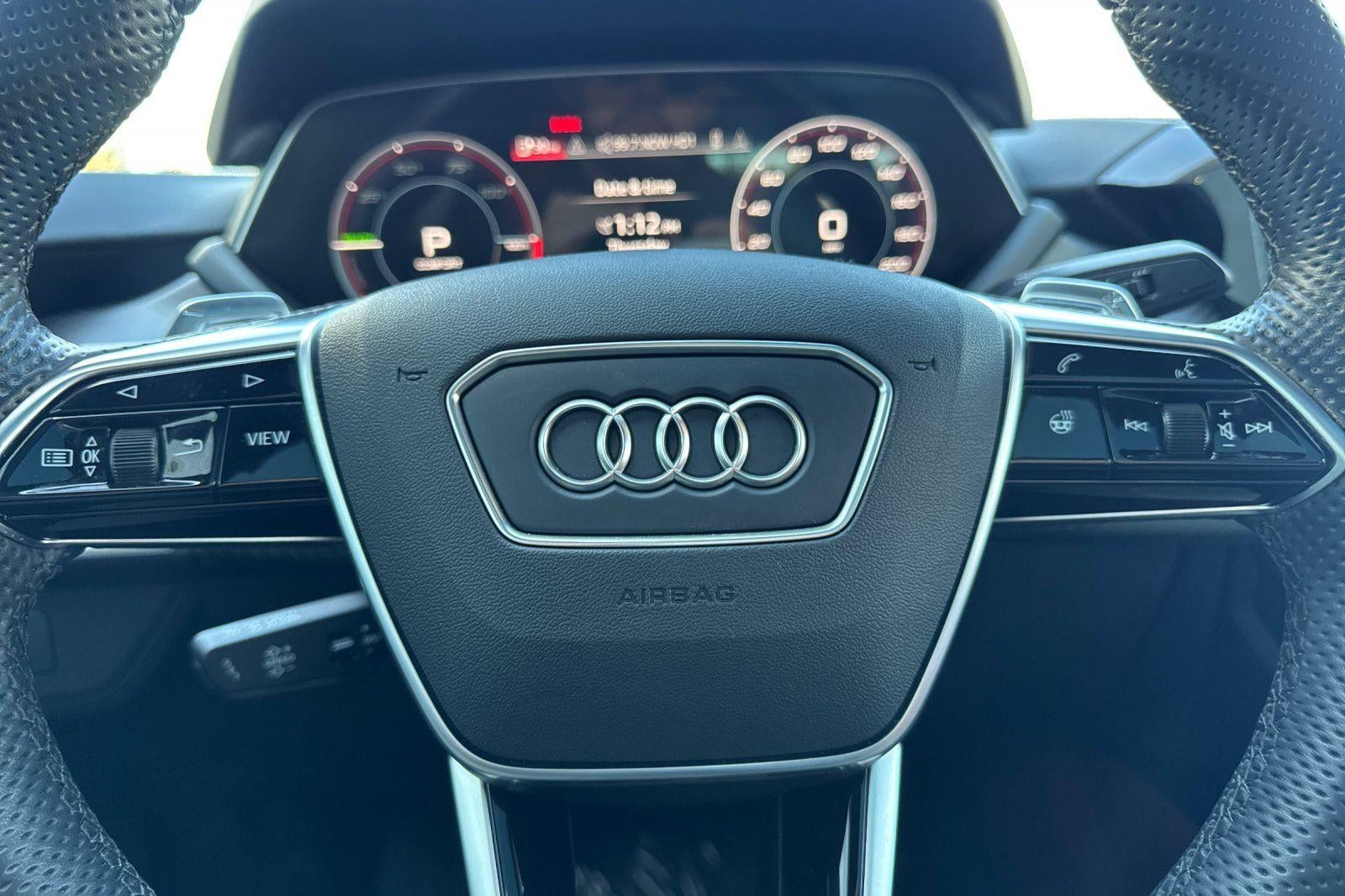 2023 Audi RS e-tron GT Base