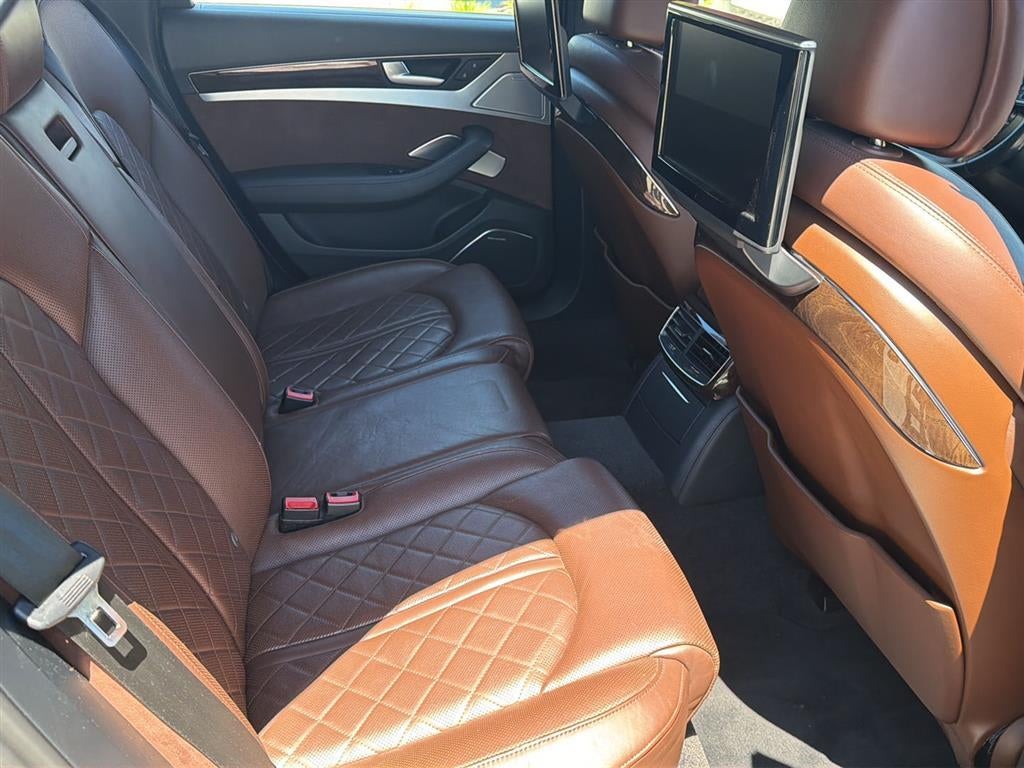 2013 Audi S8 4dr Sdn