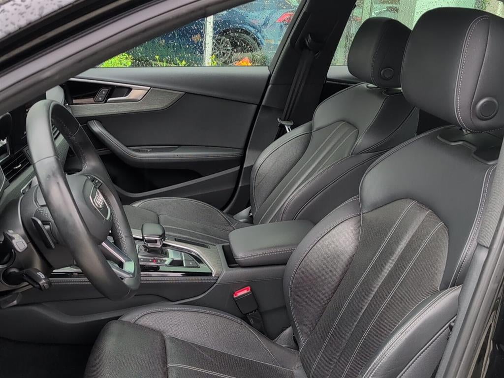 2023 Audi A4 Sedan S line Premium Plus