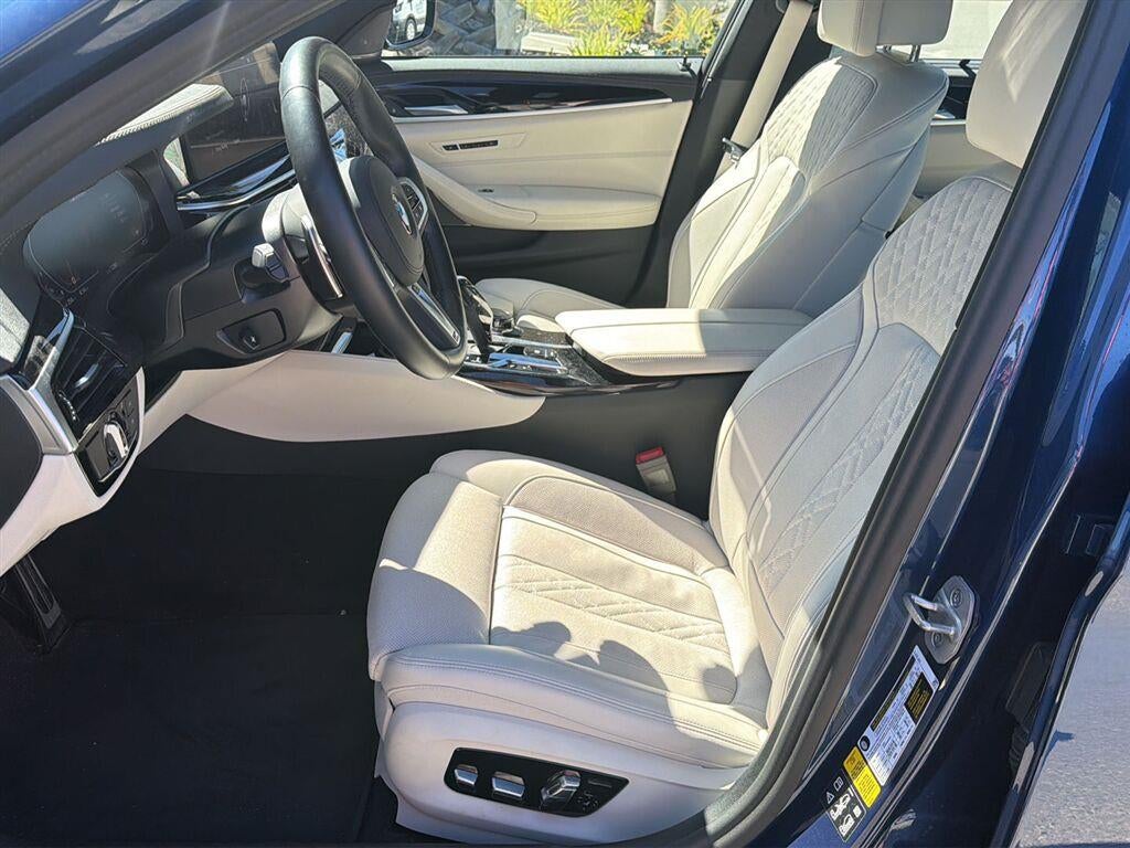 2023 BMW 5 Series M550i xDrive