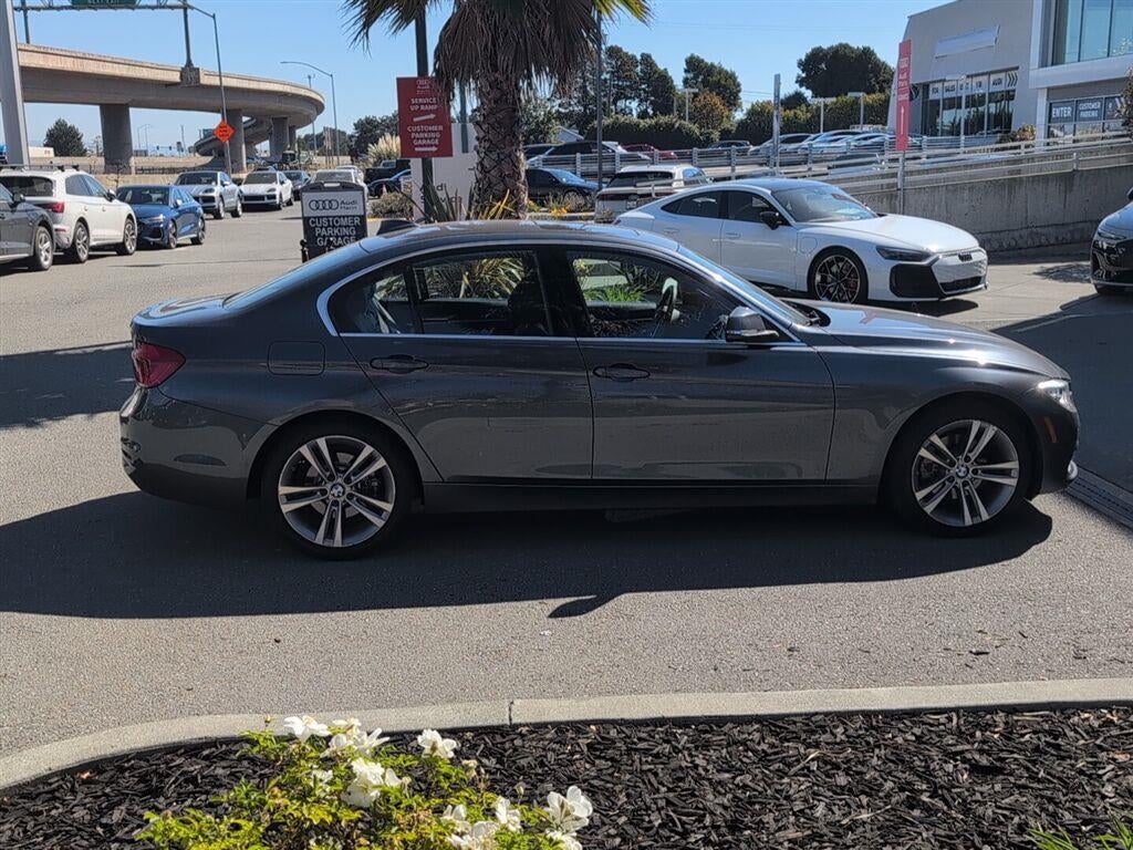 2017 BMW 3 Series 330i