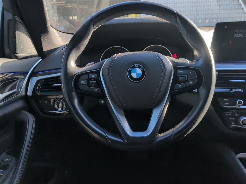 2018 BMW 5 Series 540i