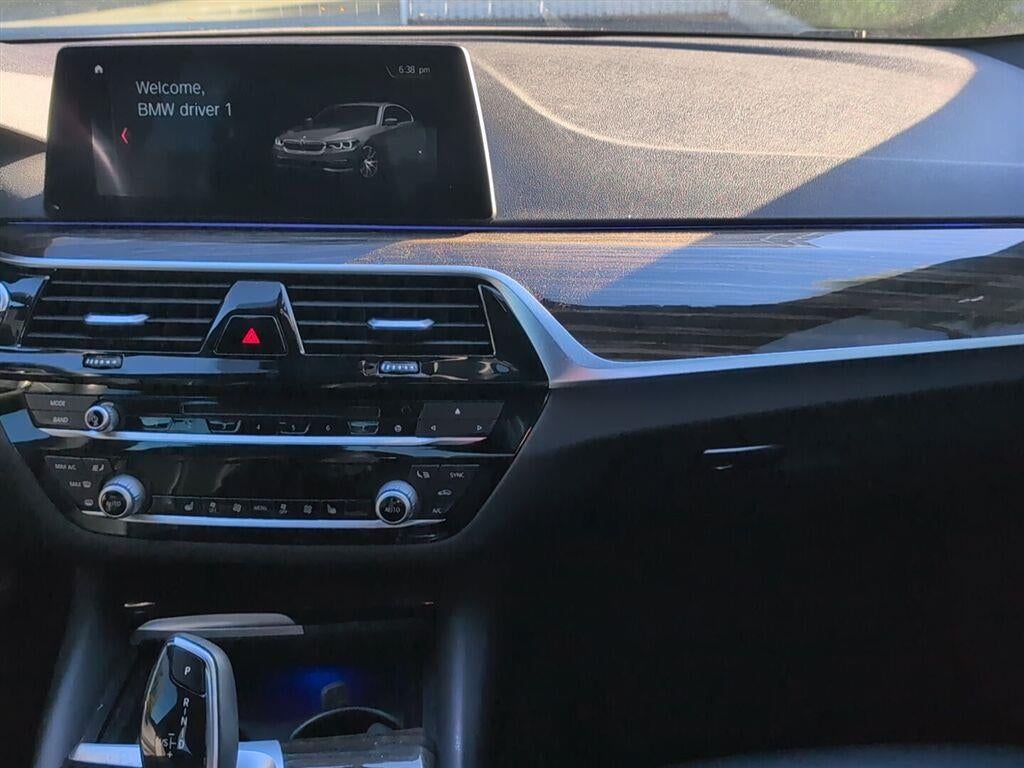 2018 BMW 5 Series 540i